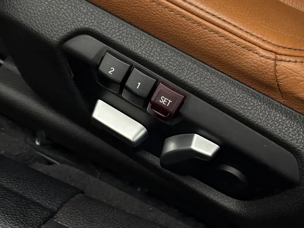 BMW 3 Series 2016 — фото 28