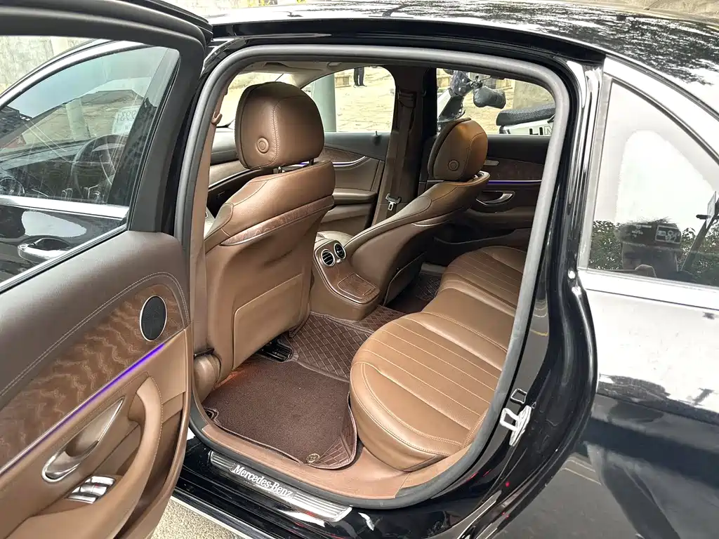 Mercedes-Benz E-Class 2021
