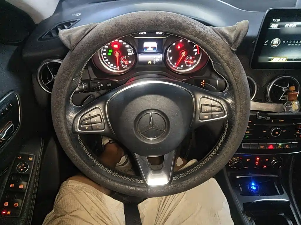 Mercedes-Benz GLA 2017 — фото 11