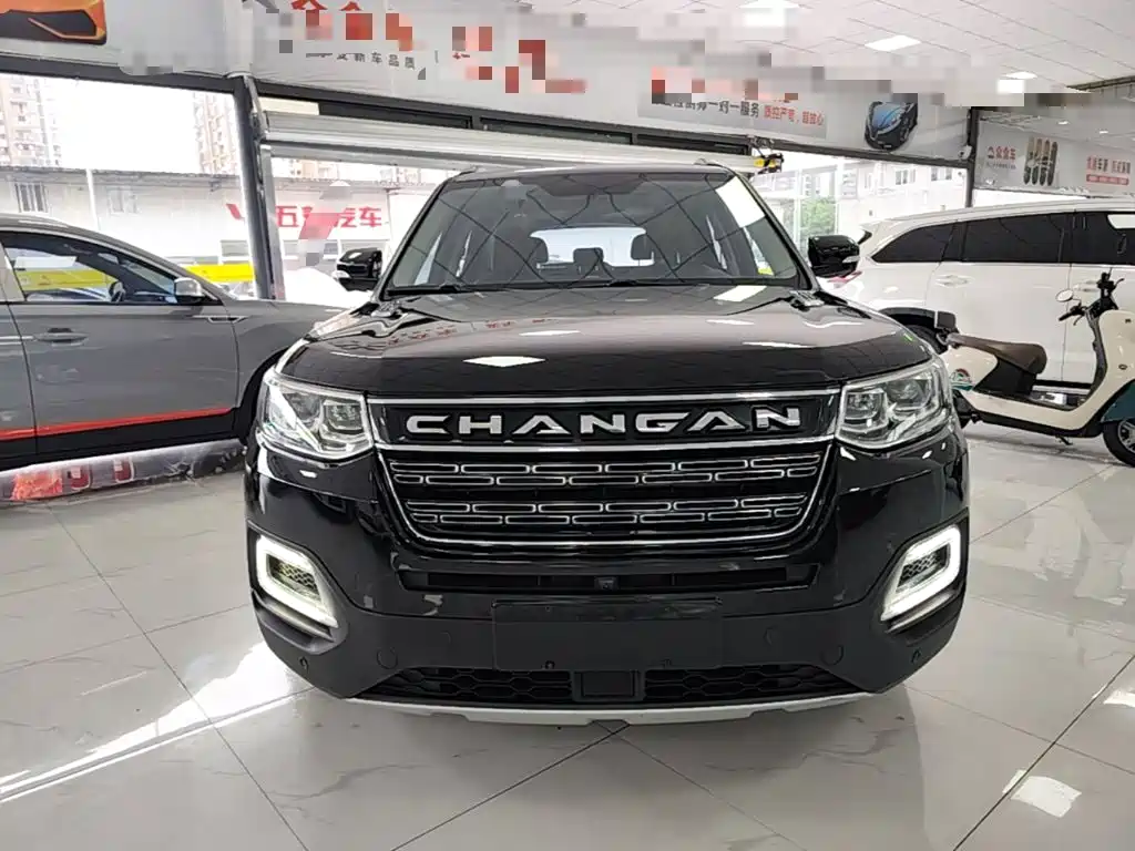 Changan CS95 2018 — фото 3