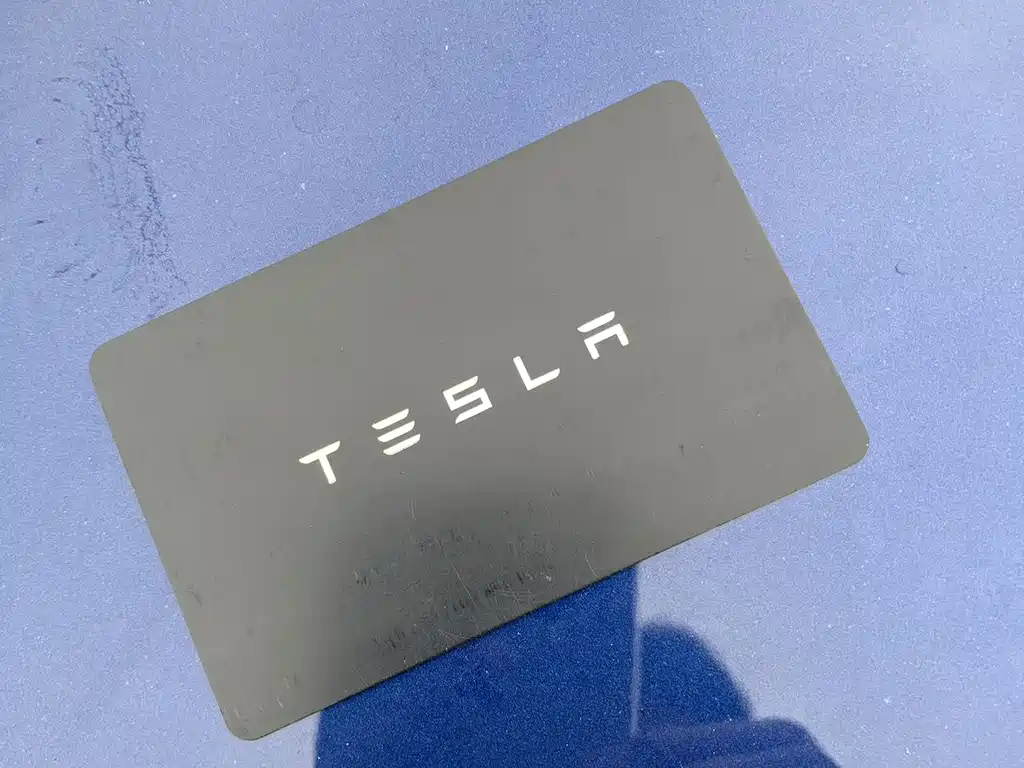 Tesla Model Y 2021 — фото 28