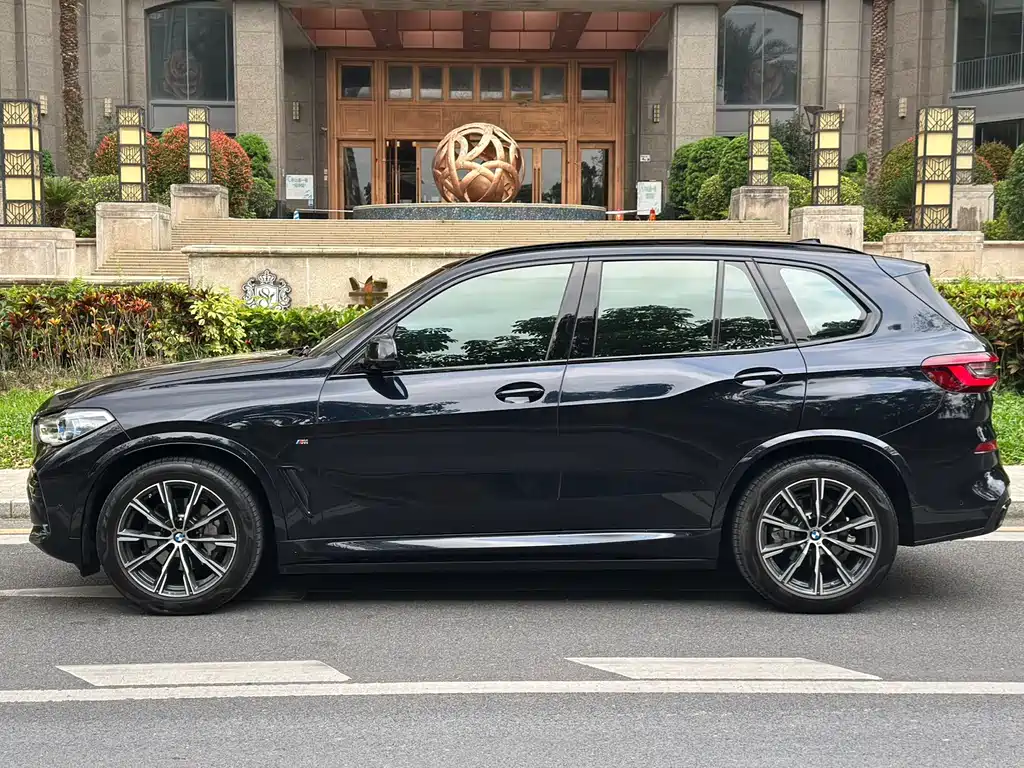 BMW X5 2022 — фото 7