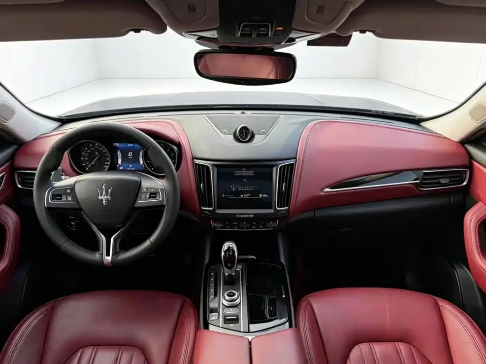 Maserati Levante 2018 — фото 5