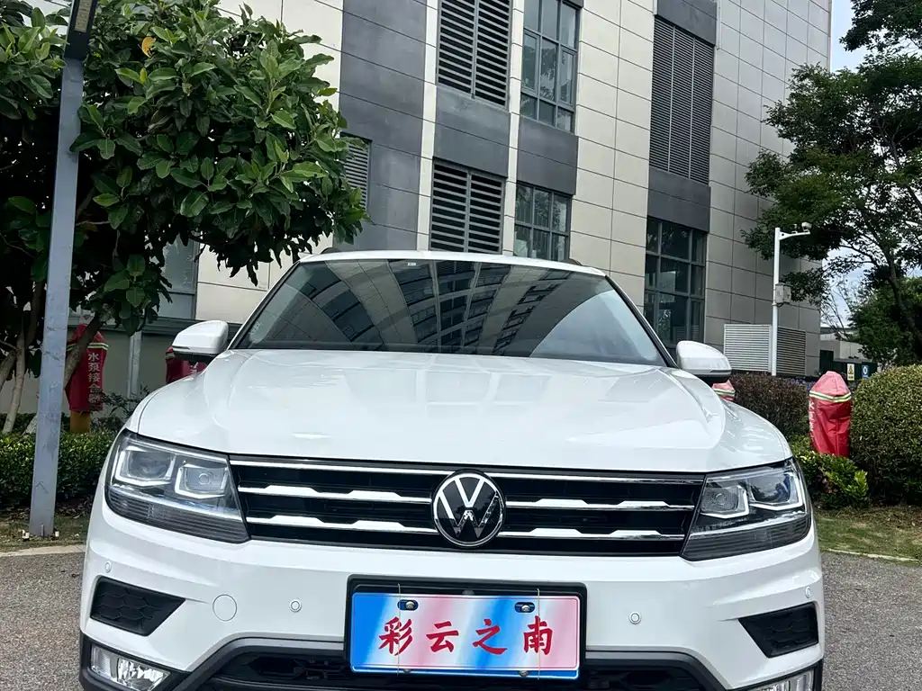 Volkswagen Tiguan L 2021 — фото 3
