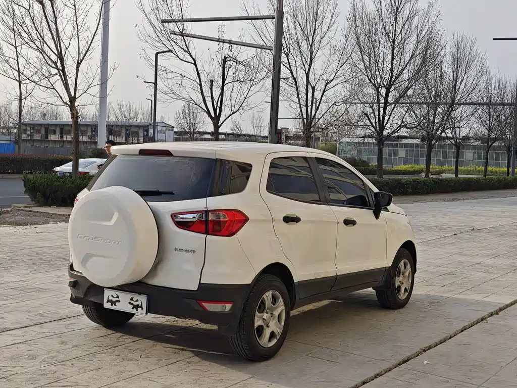 Ford Ecosport 2016 — фото 4