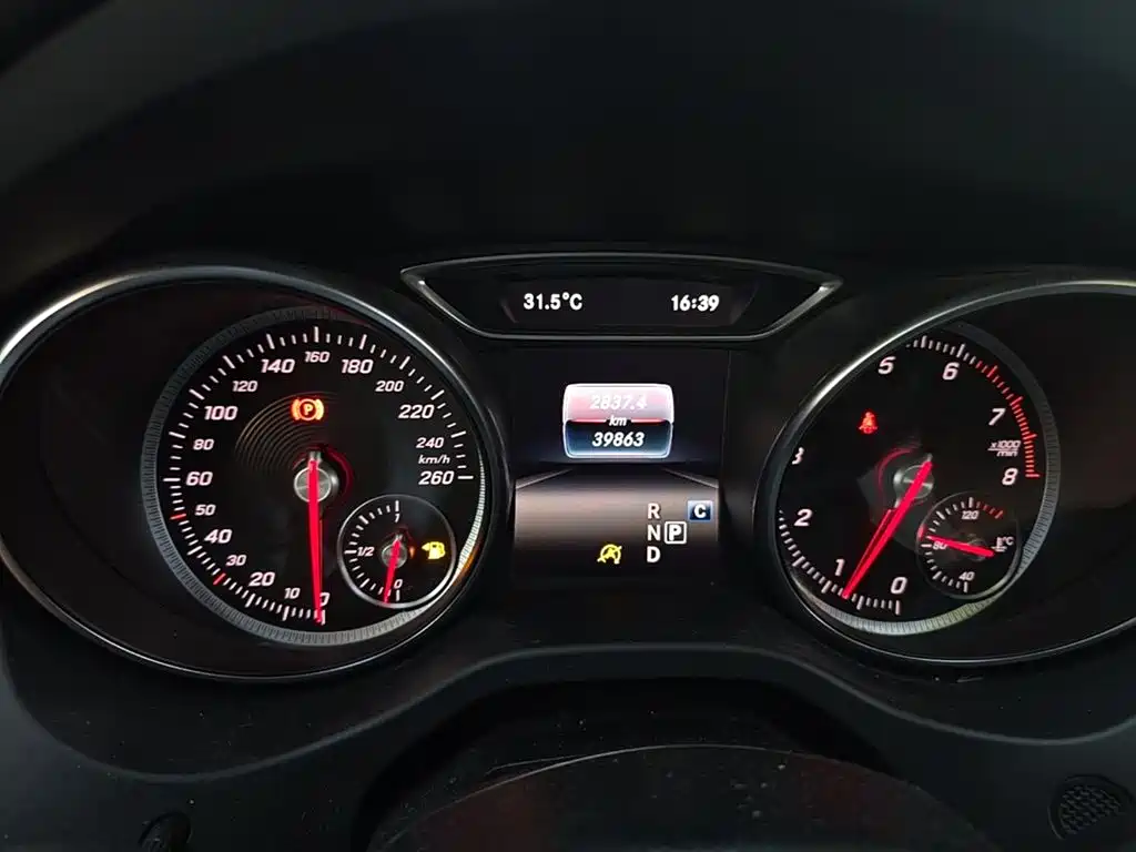 Mercedes-Benz CLA 2018 — фото 18