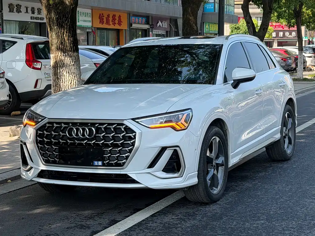 Audi Q3 2024