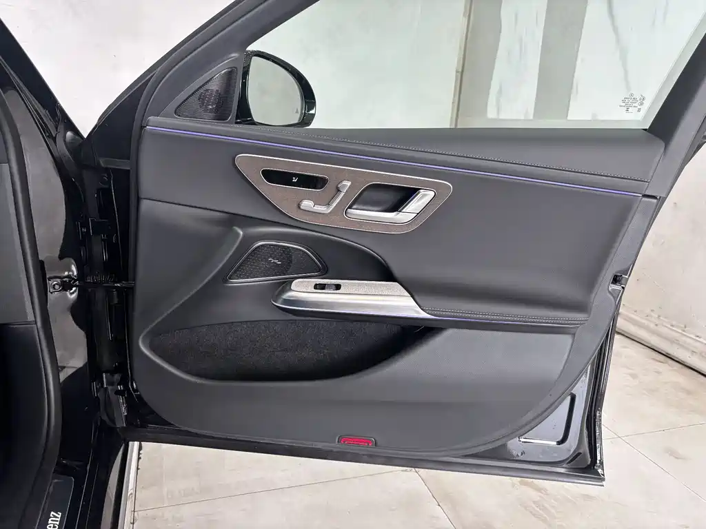 Mercedes-Benz E-Class New Energy 2025 — фото 25