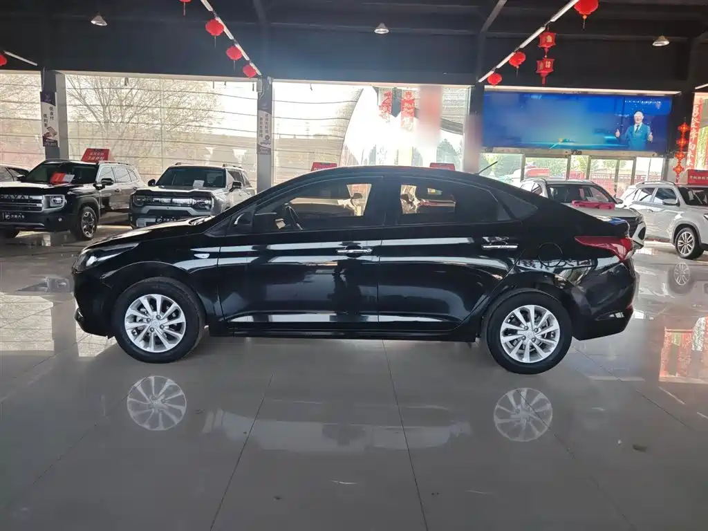 Hyundai Verna 2019 — фото 7
