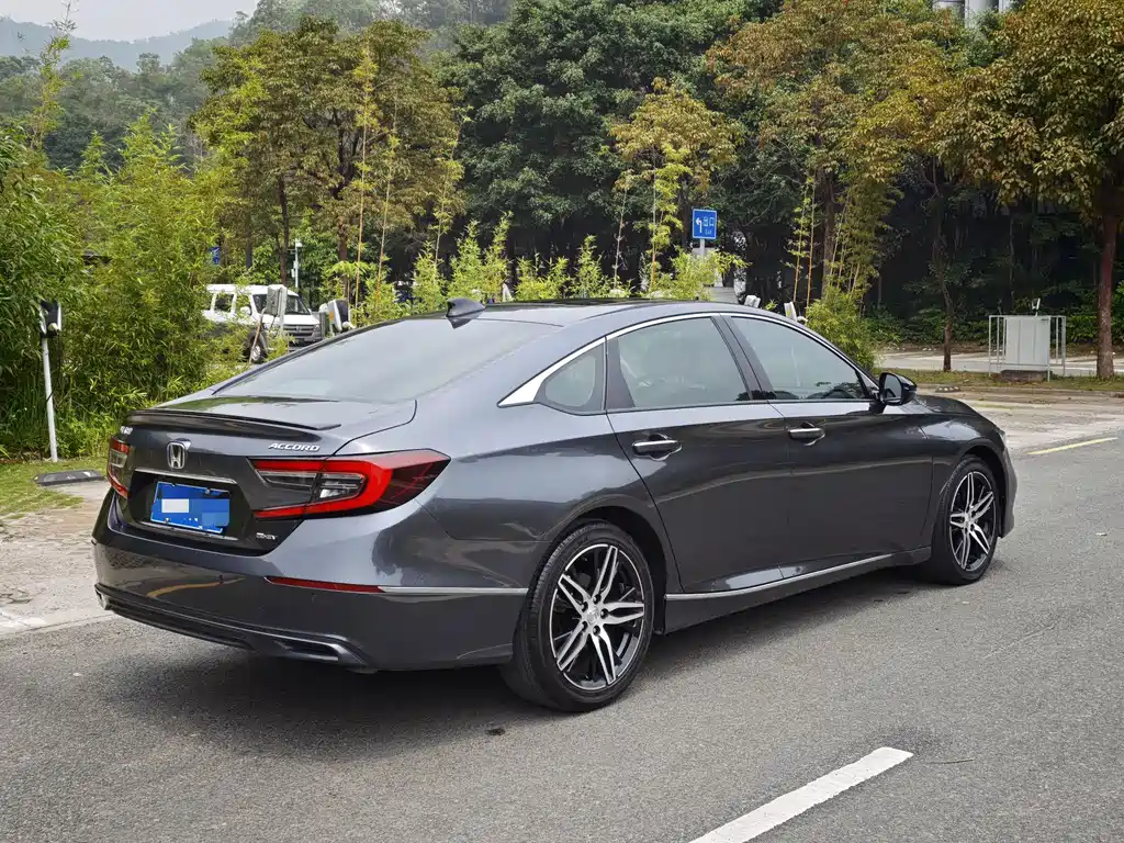 Honda Accord 2023 — фото 4