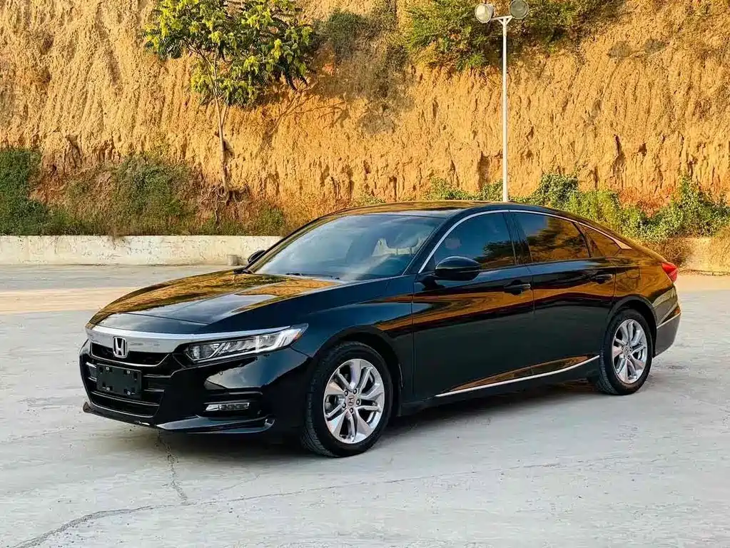 Honda Accord 2019 — фото 2