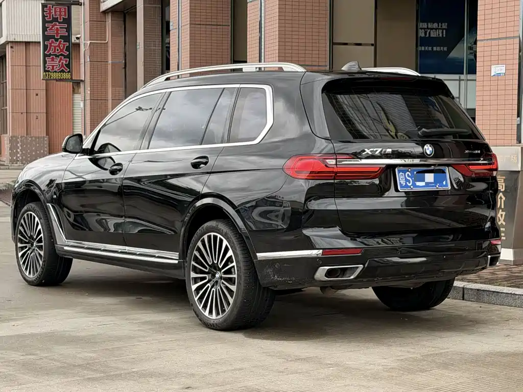 BMW X7 2021 — фото 8