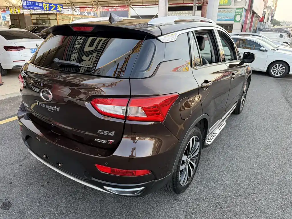 GAC Motor Trumpchi GS4 2018 — фото 17