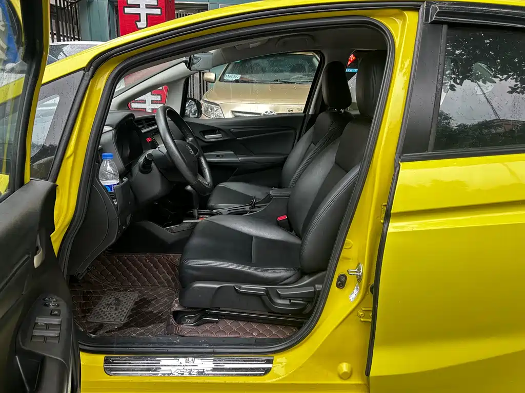Honda Fit 2015 — фото 5