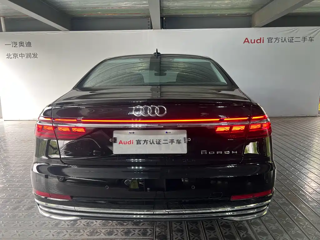 Audi A8 2025 — фото 4