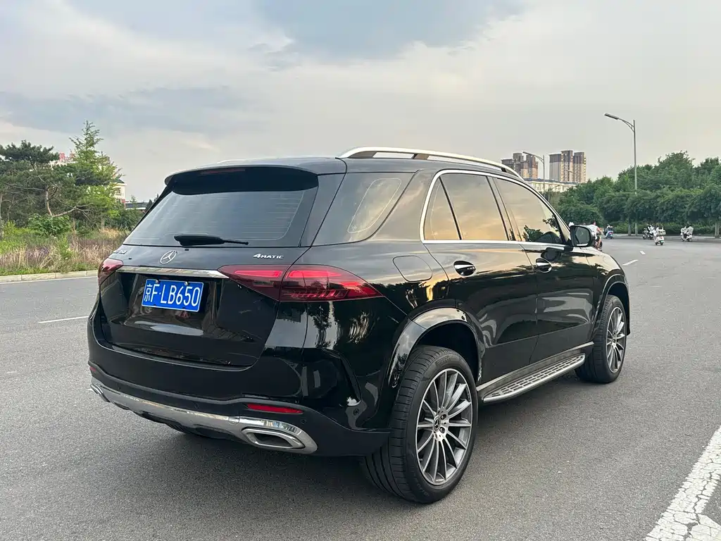 Mercedes-Benz GLE 2023 — фото 4
