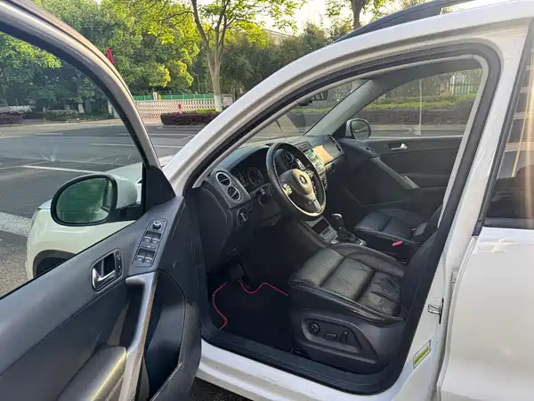 Volkswagen Tiguan 2012