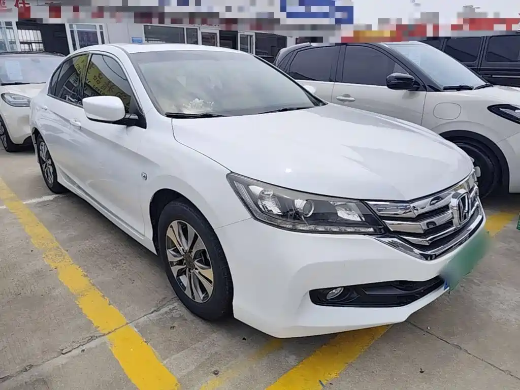 Honda Accord 2016 — фото 4