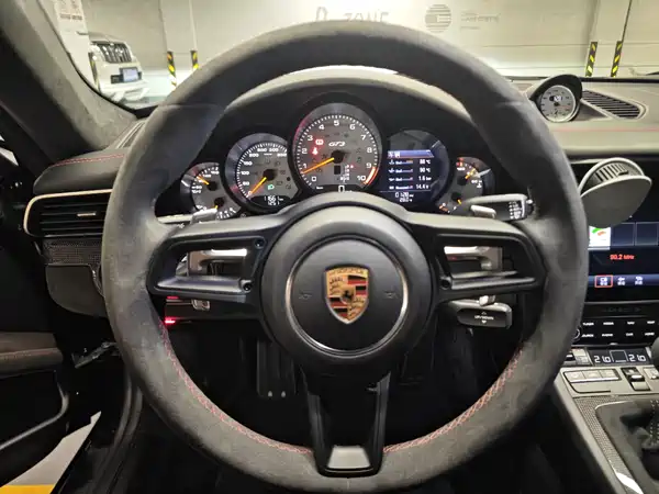 Porsche 911 2019