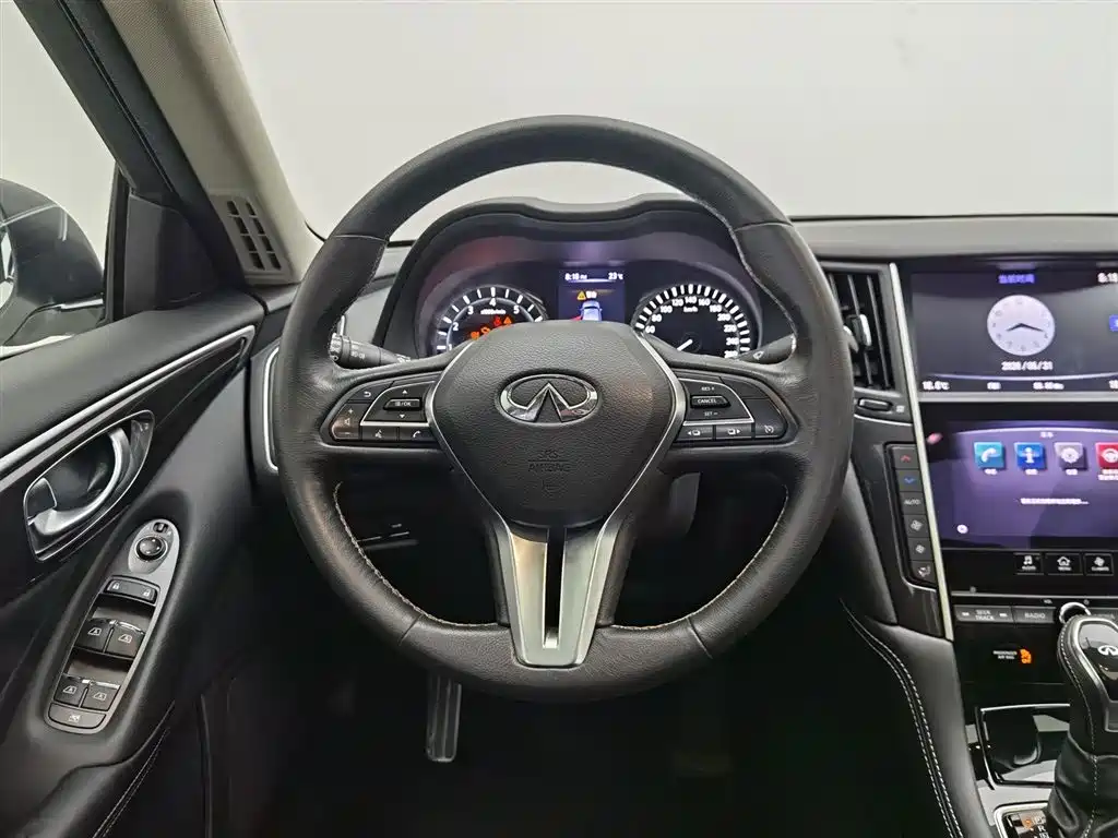 Infiniti Q50L 2019 — фото 11