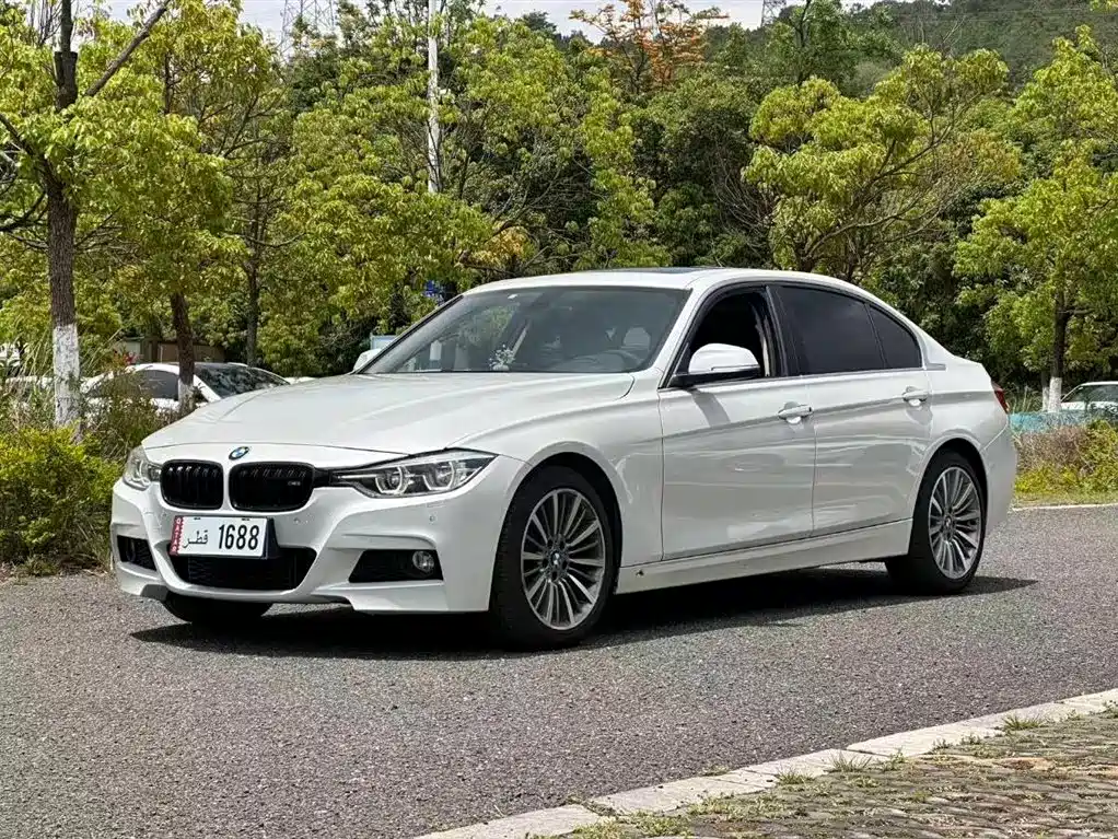 BMW 3 Series 2019 — фото 3