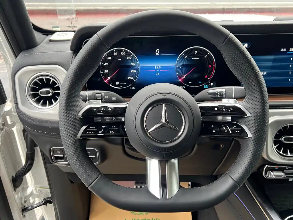 Mercedes-Benz G-Class — фото 13