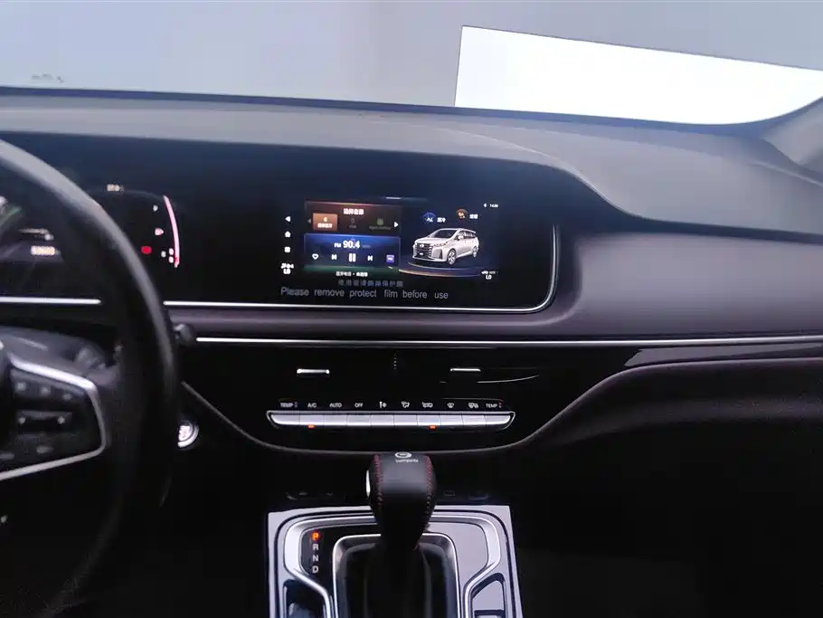 GAC Motor Trumpchi M6 2023 — фото 13