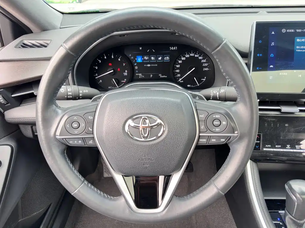 Toyota Avalon 2023 — фото 12