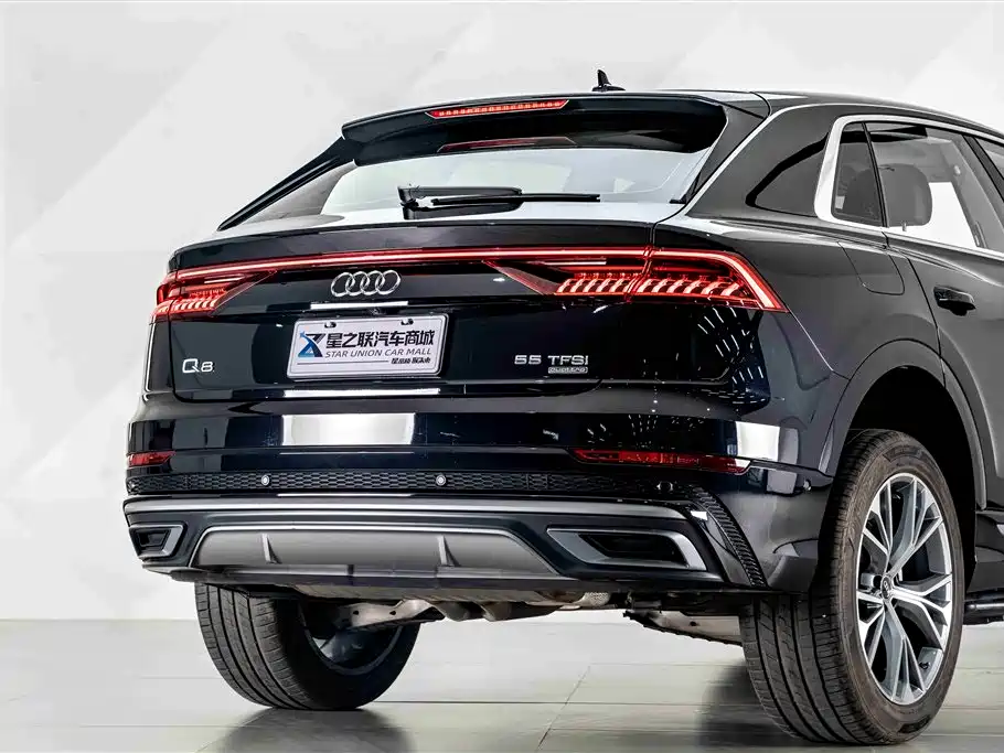 Audi Q8 2021 — фото 7