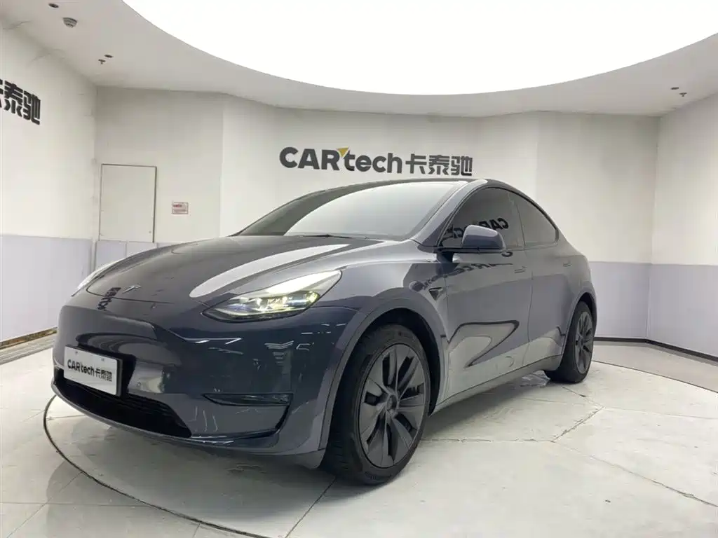 Tesla Model Y 2021
