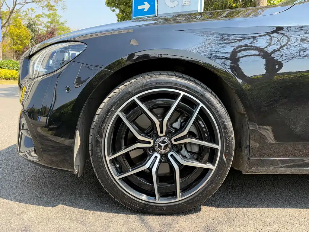Mercedes-Benz E-Class 2023 — фото 20
