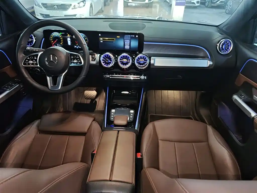 Mercedes-Benz GLB 2023 — фото 10