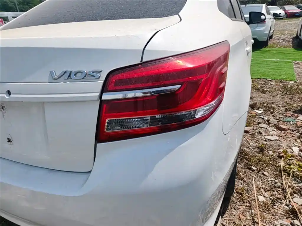 Toyota Vios 2018 — фото 8