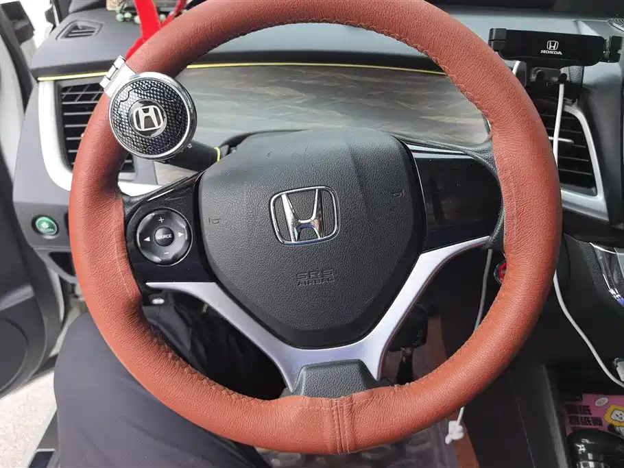 Honda Jade 2018 — фото 15