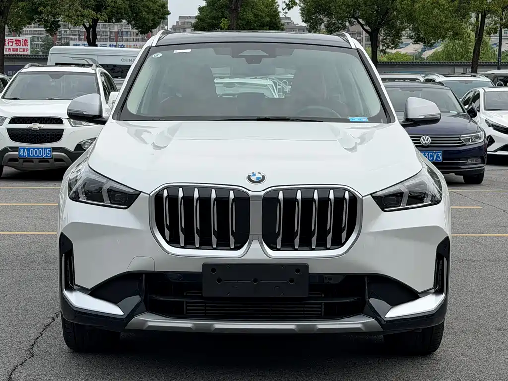 BMW X1 2023 — фото 3
