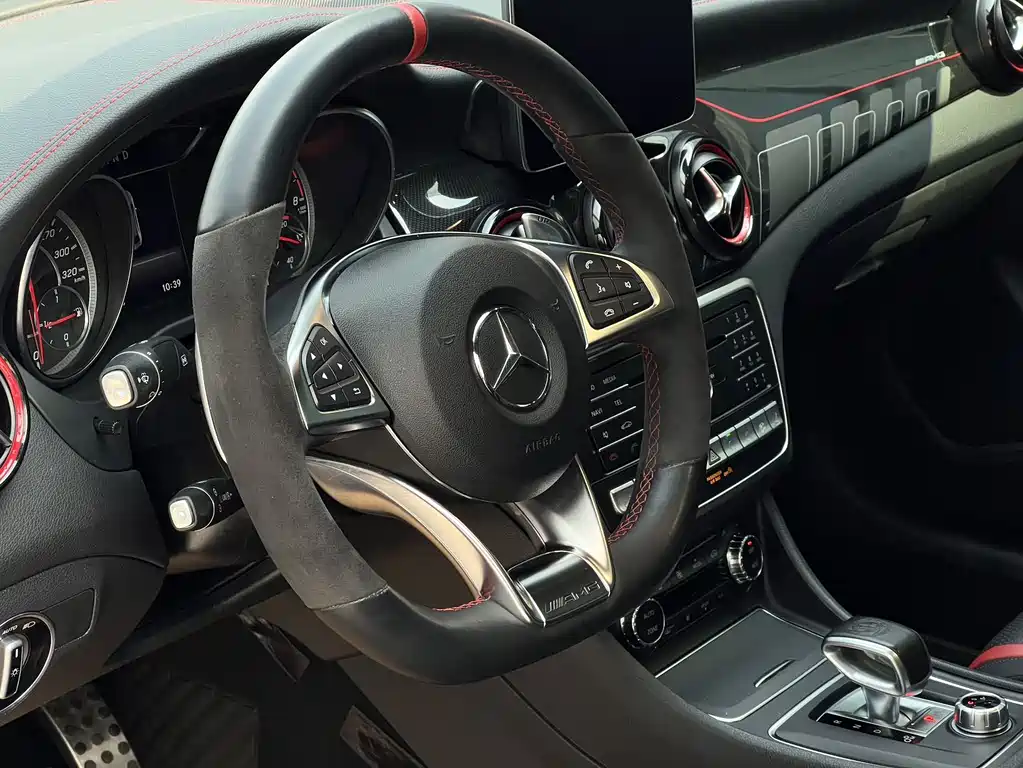 Mercedes-Benz CLA AMG 2019 — фото 8