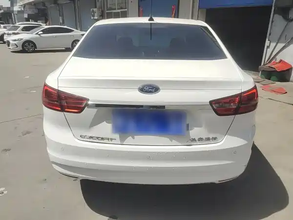 Ford Escort 2017