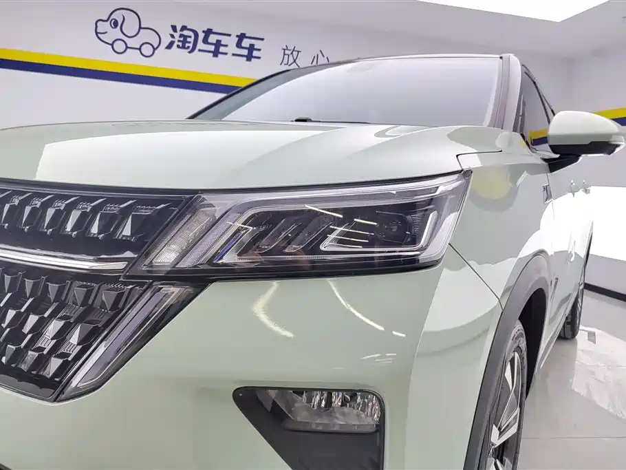 Wuling Xingchen 2021 — фото 5