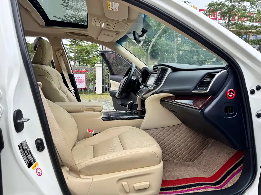 Toyota Crown 2019 — фото 15