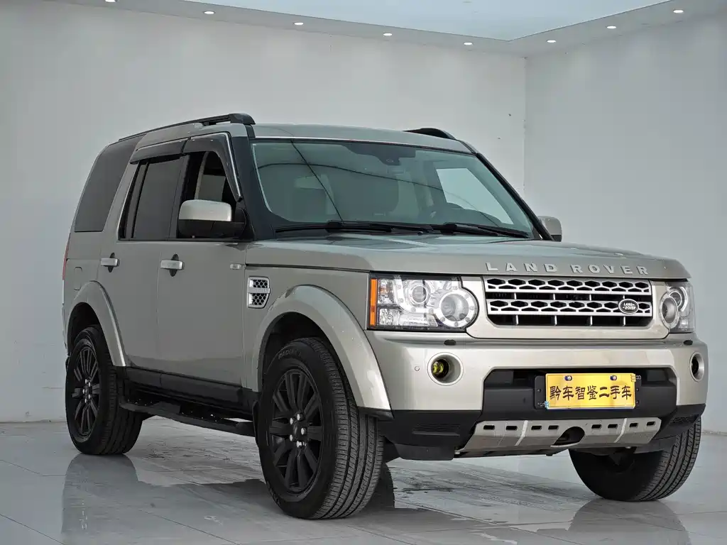 Land Rover Discovery 2012 — фото 3
