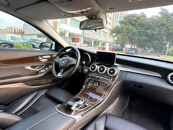 Mercedes-Benz C-Class 2015