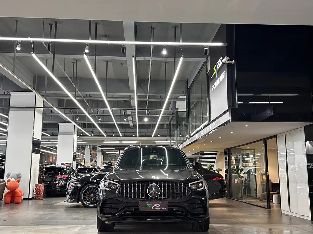 Mercedes-Benz GLC AMG 2021 — фото 2