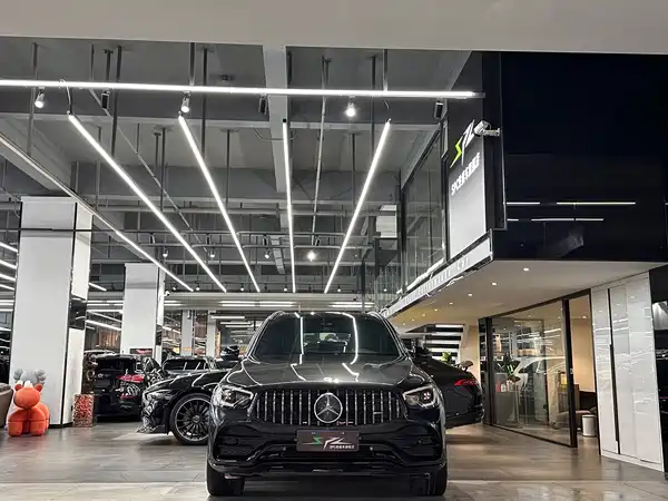 Mercedes-Benz GLC AMG 2020