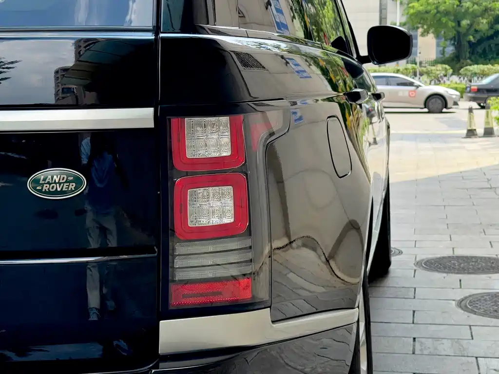 Land Rover Range Rover 2017 — фото 16