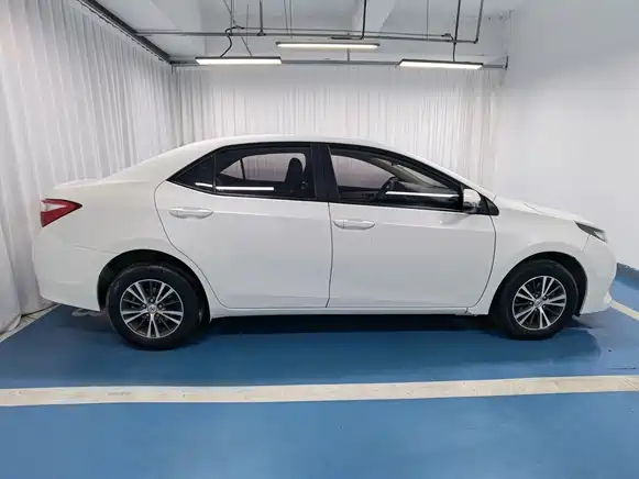 Toyota Levin 2015 — фото 4