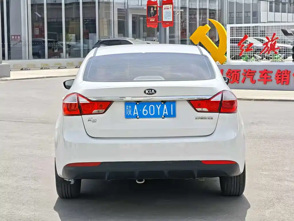Kia K3 2017 — фото 10