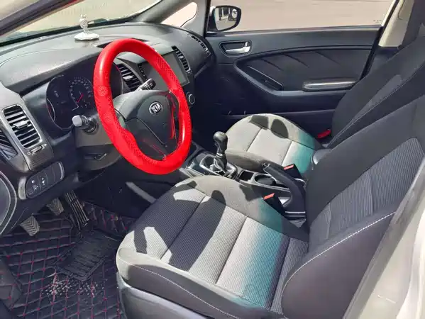 Kia K3 2016