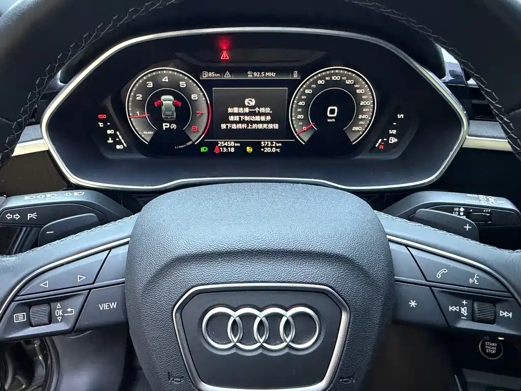 Audi Q3 2022 — фото 20
