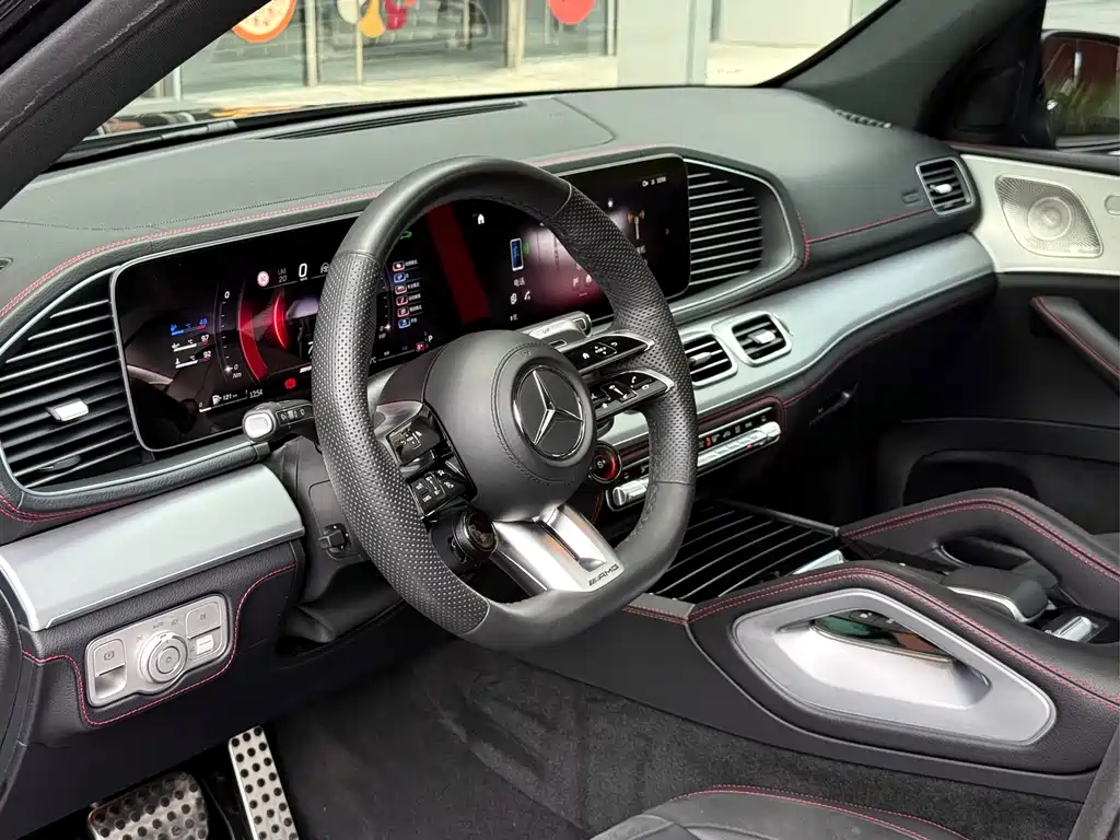 Mercedes-Benz GLE AMG 2024 — фото 10