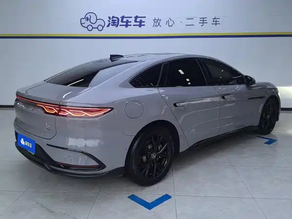 BYD Han 2025